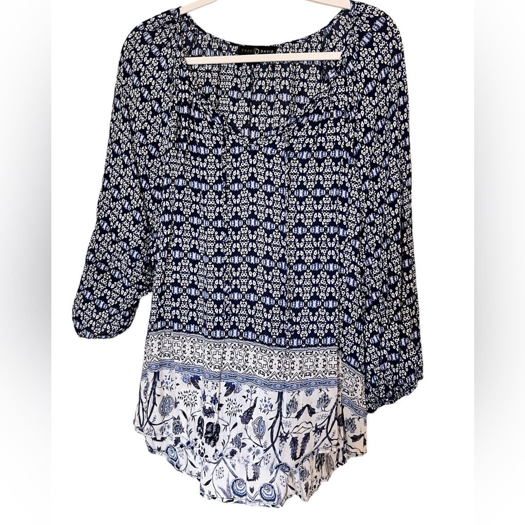 Fred David Dark Blue And White Top